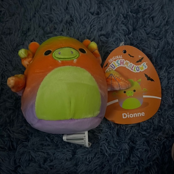 Dionne the capsule Halloween Gargoyle 4” Squishmallow Halloween NWT - Picture 2 of 4